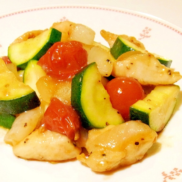 ごはんがすすむ。ズッキーニとひき肉のピリ辛みそ炒め