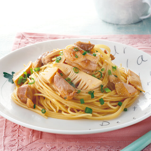 ワンパンで！鶏肉とキャベツのつゆクリームパスタ