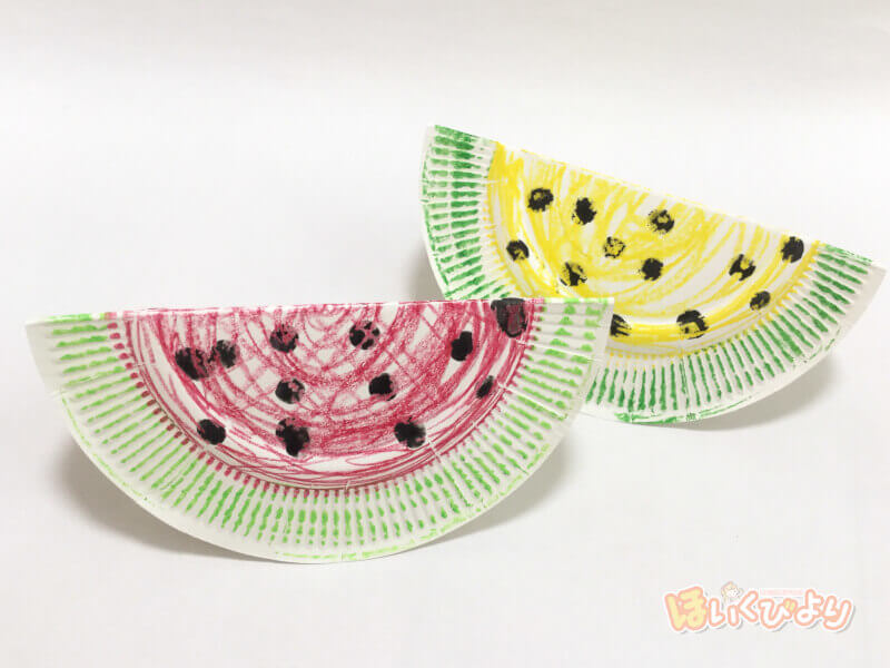 8月製作✂️スイカとパイナップル保育園製作 幼稚園製作 7月製作 8月製作 はじき絵 ハサミ練習 はさみ練習 スタンピング 製作活動 製作 アイデア 0歳児製作 1歳児製作 2歳児製作 3歳児製作 4歳児製作 5歳児製作 製作遊び 指スタンプ