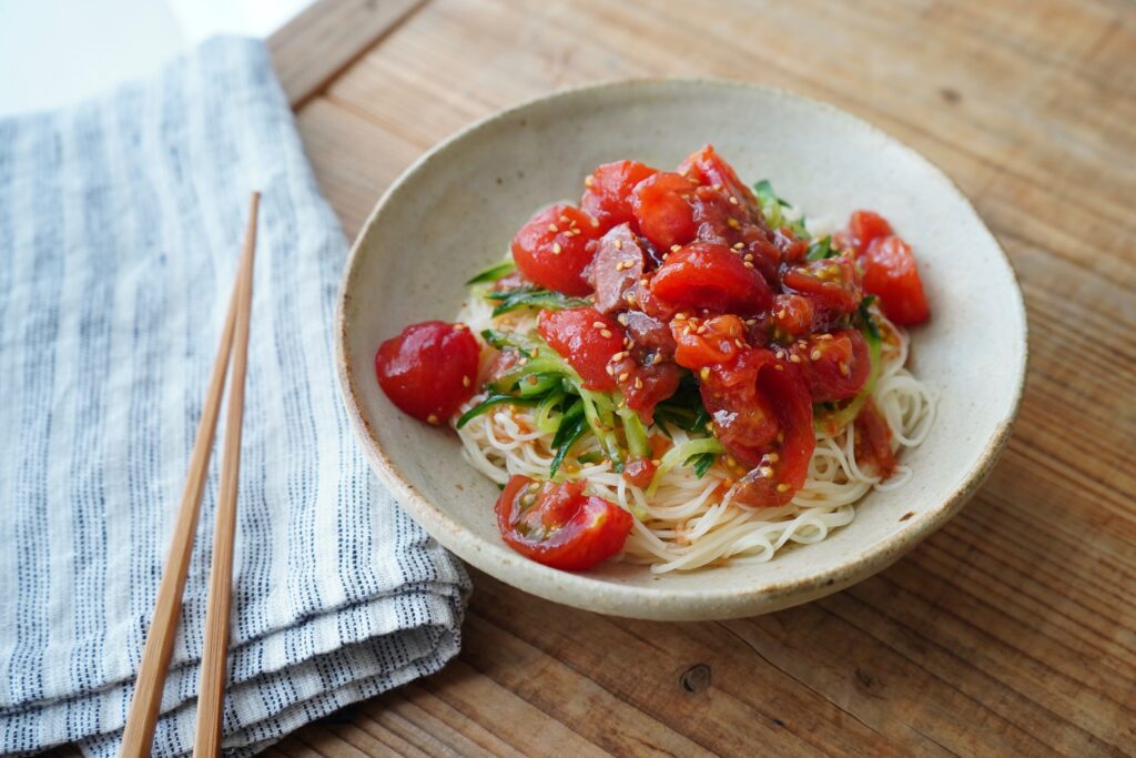 つるつる鶏ささみの梅かつおそうめん