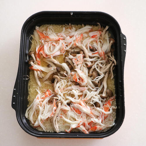 簡単料理 カニカマ炊き込みご飯の作り方 – 節約レシピ – かんたんかわいい姫ごはん栄養士 和田良美のオフィシャルサイト