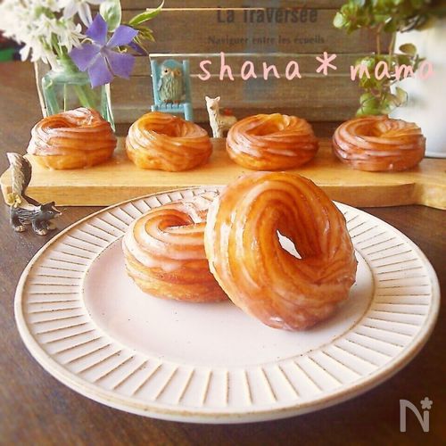 フレンチクルーラー ドーナツ チョコ イチゴ プレーンのイラスト素材94290195- PIXTA