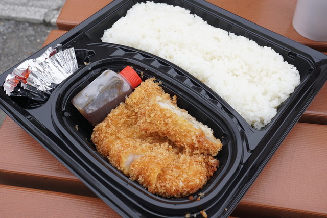 ⭐️横綱⭐️ おさむさんのお弁当も美味しいですね！』by mikadojin : とんかつ おさむ - 椎名町 とんかつ食べログ