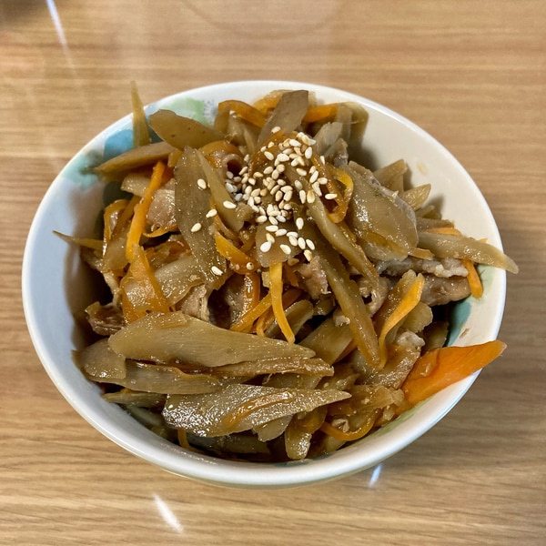 味が染み染み♪ 豚肉とごぼうのしぐれ煮