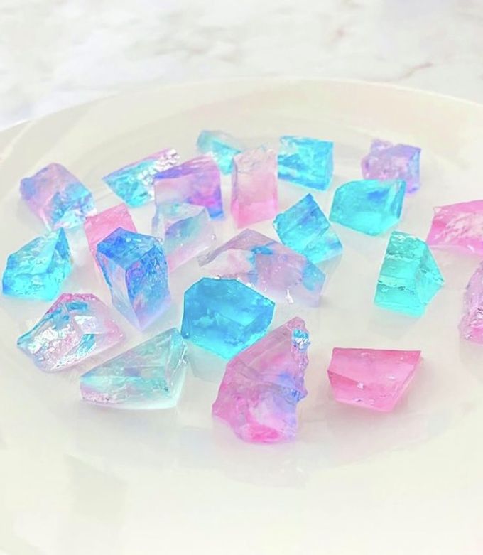 動画あり 食べる宝石『琥珀糖』の簡単な作り方とおすすめ作品6選minneとものづくりと