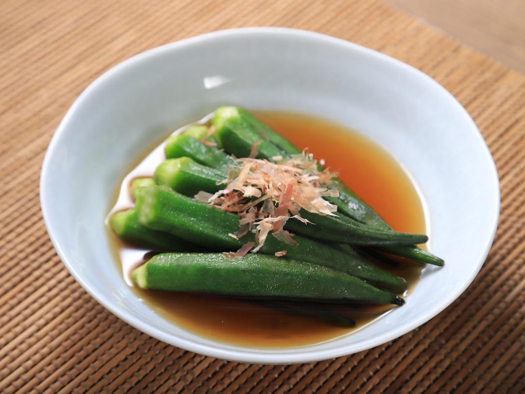 ＼箸止まらない！無限オクラ   レシピ オクラのニンニク醤油 , ⁡, ☑︎作り置きレシピ☑︎野菜レシピ , 色んなお野菜でしてみたけど,オクラが一番最強でした！,ｖ , ⁡, このタレ、, 大根、きゅうり、ピーマンと, 色々やってみたけれど,オクラが一番最強でした。, ⁡, あっという間にペロッと, 無くなっちゃいました。, 作り置きたかったのに🤣, ⁡,