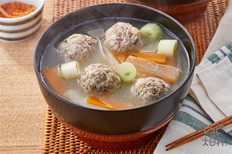 つみれの黒こしょう鍋マックスバリュ東海 静岡、神奈川、山梨、愛知、三重、岐阜、滋賀の食品スーパ