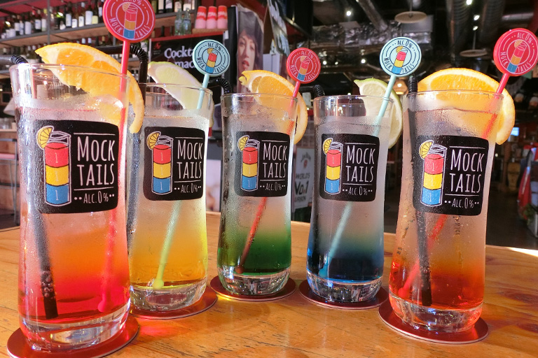 見た目ビックリ！飲んでおいしい！？ ノンアルコールカクテル『モクテル』遠恩寄稿♪ おんだ不動産 邑楽町の不動産会社です