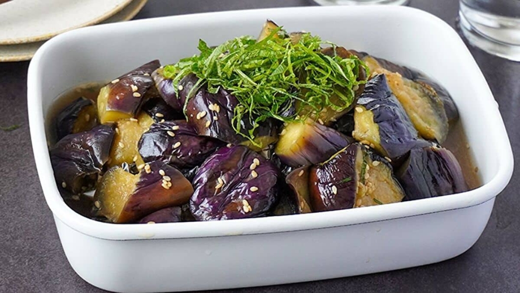 レンジで簡単！ とろける茄子の漬け丼ラクつく管理栄養士考案の作り置きレシピサイト