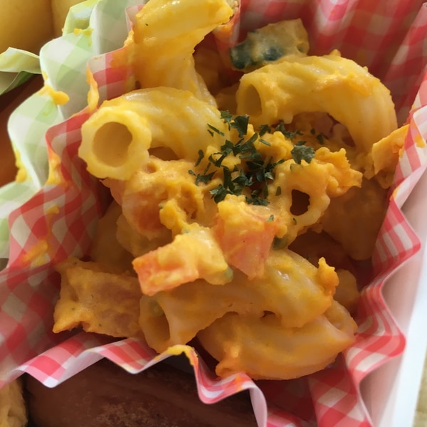 マカロニサラダ