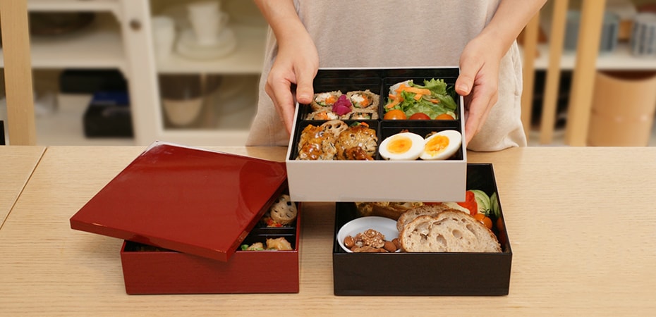 ランチボックス お弁当箱 宇野千代 18cm オードブル重 二段 あけぼの桜弁当箱 仕切り付 重箱 おしゃれ 日本製 行楽 御重 洋風 二段重大容量 レジャー ファミリーランチボックス サクラパープル :リビングート JRE MALL店通販JRE MALLショッピングJREPOINT