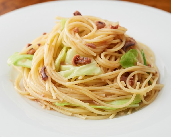 お箸が止まらない！イカの塩辛を使ったパスタのレシピセレクト - SnapDish Food Camera