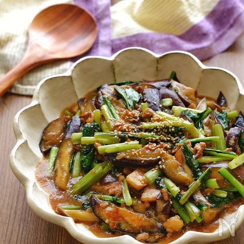 豚ひき肉とごぼう、なすの味噌そぼろ