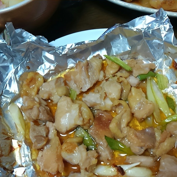 鶏肉の辛味噌だれ オーブンホイル焼きかごよんフライデ