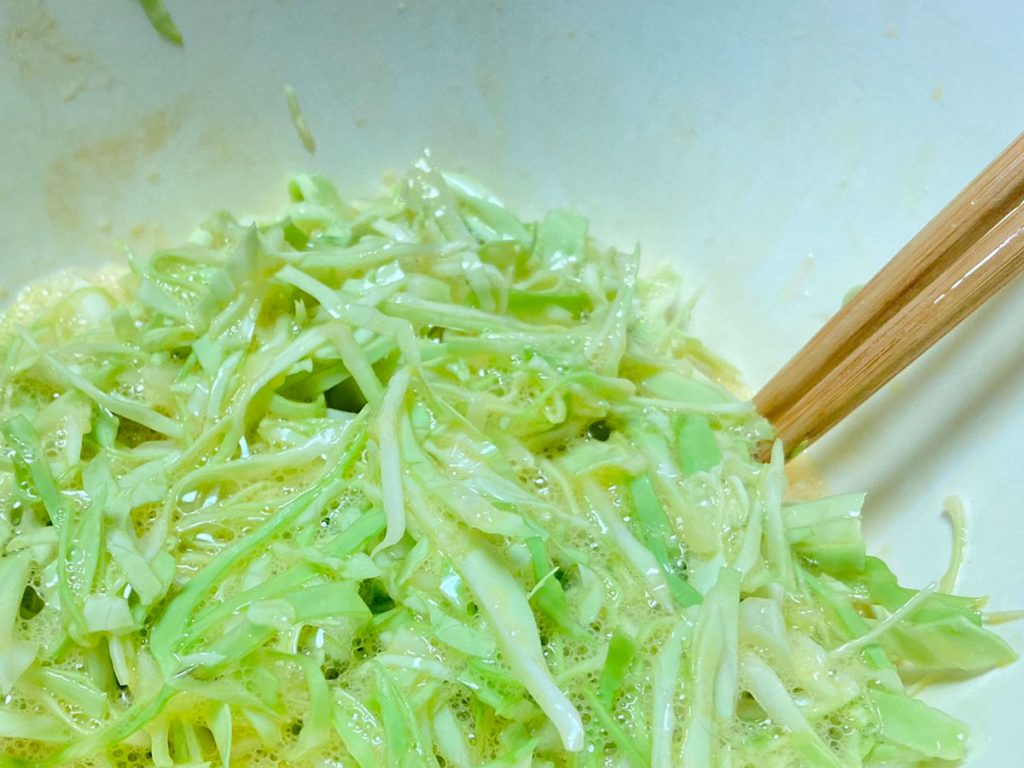 キャベツと卵だけでお好み焼き 簡単目玉焼きレシピ・作り方Tasty