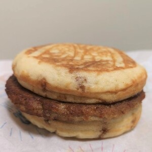 マックマフィン」と「マックグリドル」の違いは?1分で読める!!違いは?