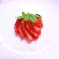 いちごの飾り切り🍓飾り切り包丁knifeフルーツカットいちごTikTok