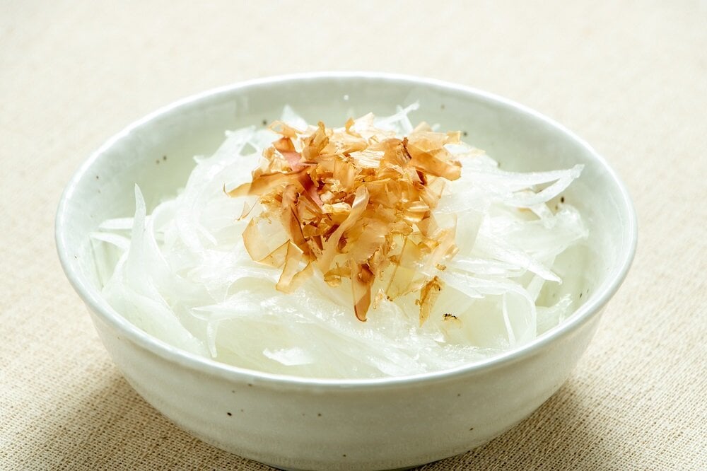 玉ねぎは常温保存が◎保存を長持ちさせるコツや夏の保管方法は？コジカジ