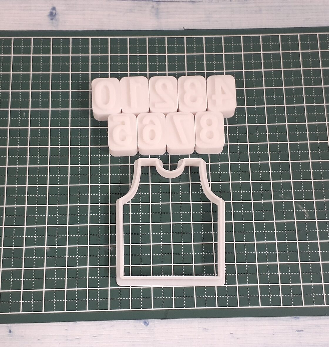 cotta ステンレスクッキー型 マロンcottaオリジナルのクッキー型お菓子・パン材料・ラッピングの通販 cotta＊コッタ