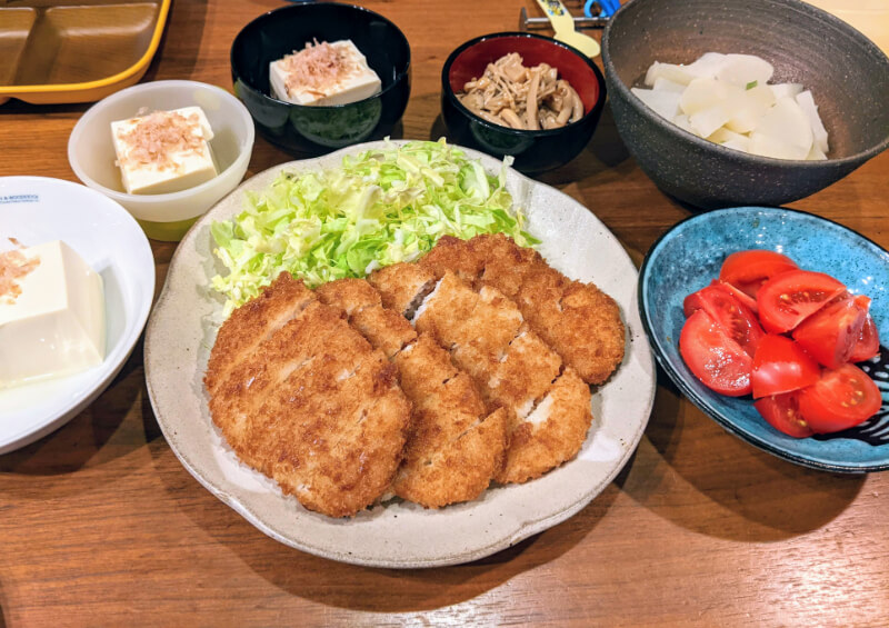 カツ丼に合う献立とバリエーション、副菜から汁物までをチェック！Magic Kitchen マジックキッチン娯楽台所