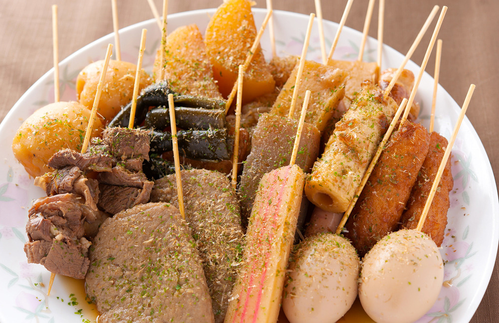 静岡おでんはなぜ黒い？静岡県民が愛する郷土料理、黒おでんのおいしさの秘密和樂web 美の国ニッポンをもっと知る