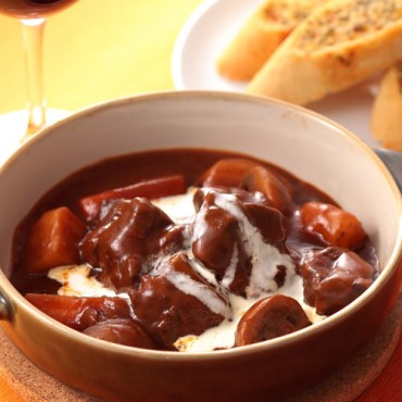 大きなすね肉のビーフシチュ