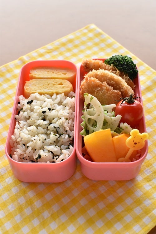 大山ハーブチキンささみフライ弁当弁当とプリン ぴえろ弁当