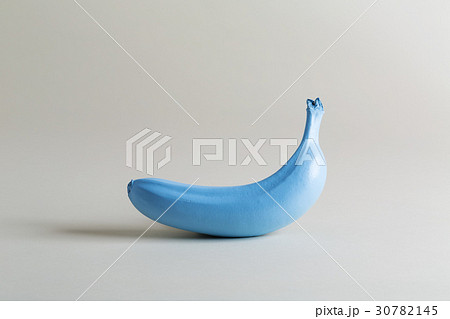 透明粘土 すけるくん粘土 で作った青いフルーツhandmadehandcrafthandcraftedhandcrafts手芸食品サンプル食品サンプル作りハンドメイドハンドクラフトおゆプラおゆまるさくらんぼ手作りダイソーおゆまる