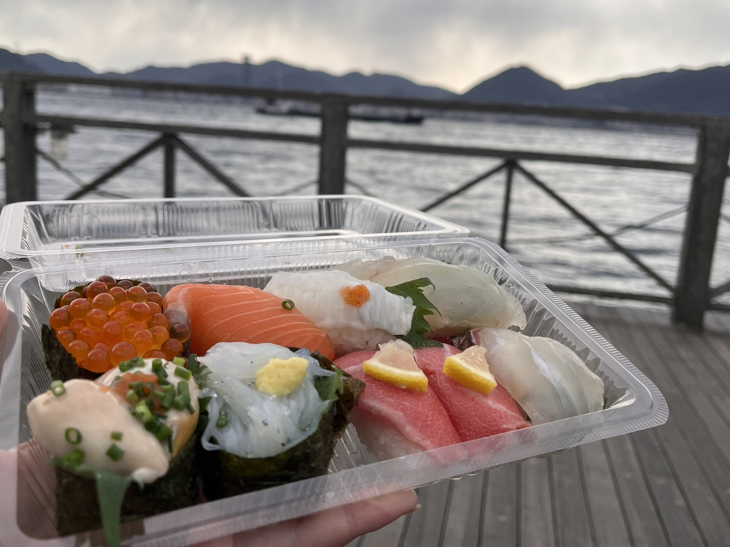 市場食堂 まぐろとかめ唐戸市場