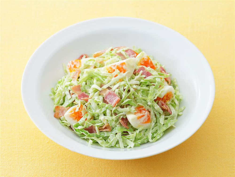 ★茹でたキャベツは甘いんです。茹でキャベツのホットサラダ★