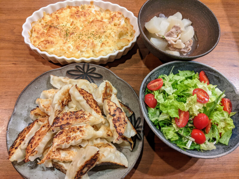 餃子が主菜のときの献立20選！さっぱり副菜やほっこりスープの人気レシピネスレ日本 製品情報サイト