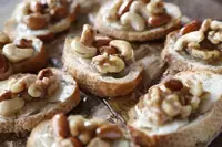 バゲットのカリカリおつまみラスク♪