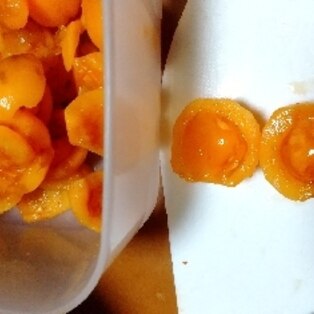 簡単＆きれい！びわの食べやすい剥き方ガイドshorts - YouTube