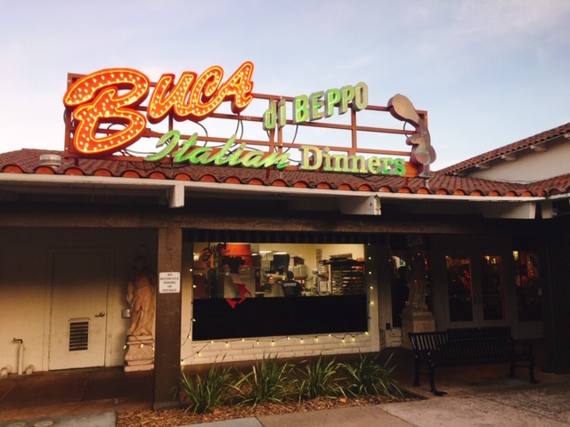 アメリカ滞在でおすすめの食べ物10選！サイズ感や訪れるべきお店も紹介しますスクールウィズ - 英語力UPの留学エージェント