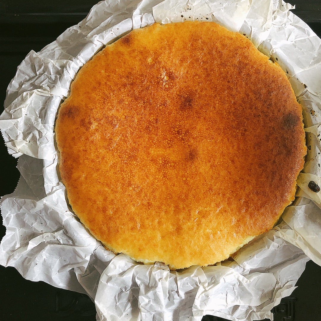 本場で習ったバスクチーズケーキのレシピ。材料5つで意外と簡単！三越伊勢丹の食メディアFOODIE フーディー