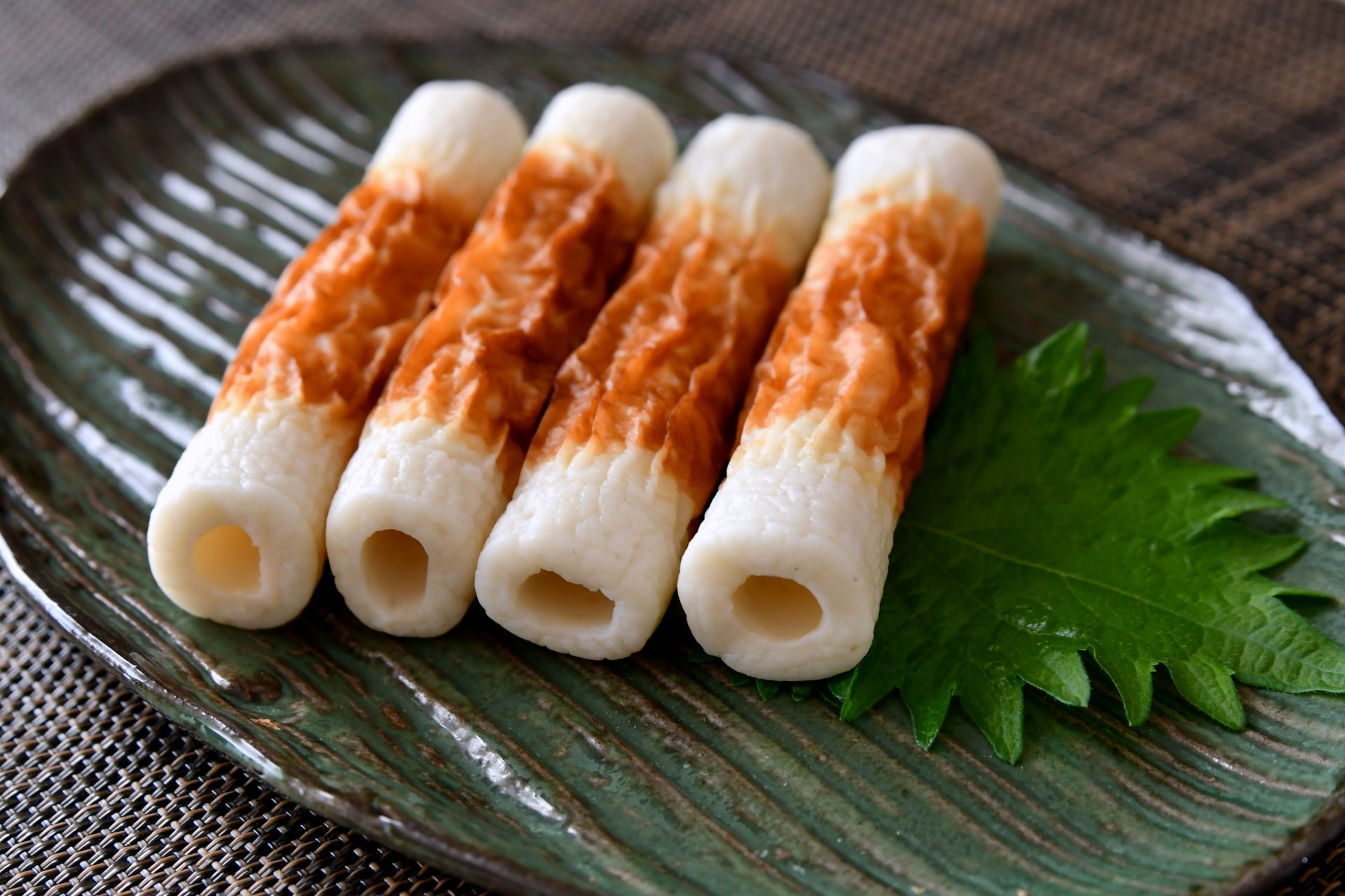 ローソン「太ちくわ」は純粋な味わい！ - 家飲みのおつまみをコンビニで買う