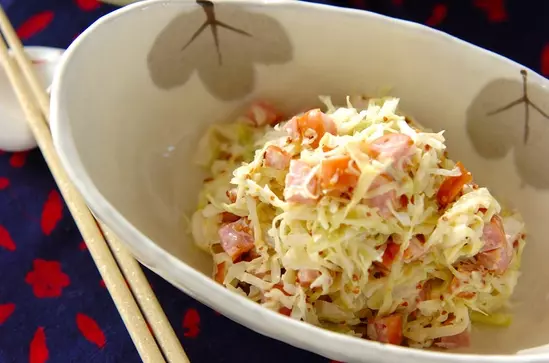 焼きキャベツとウインナーのスープ煮