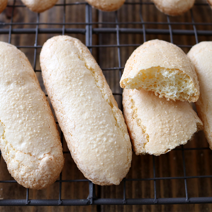 online lesson ビスキュイ生地のフルーツロールケーキお菓子教室 TABLUE