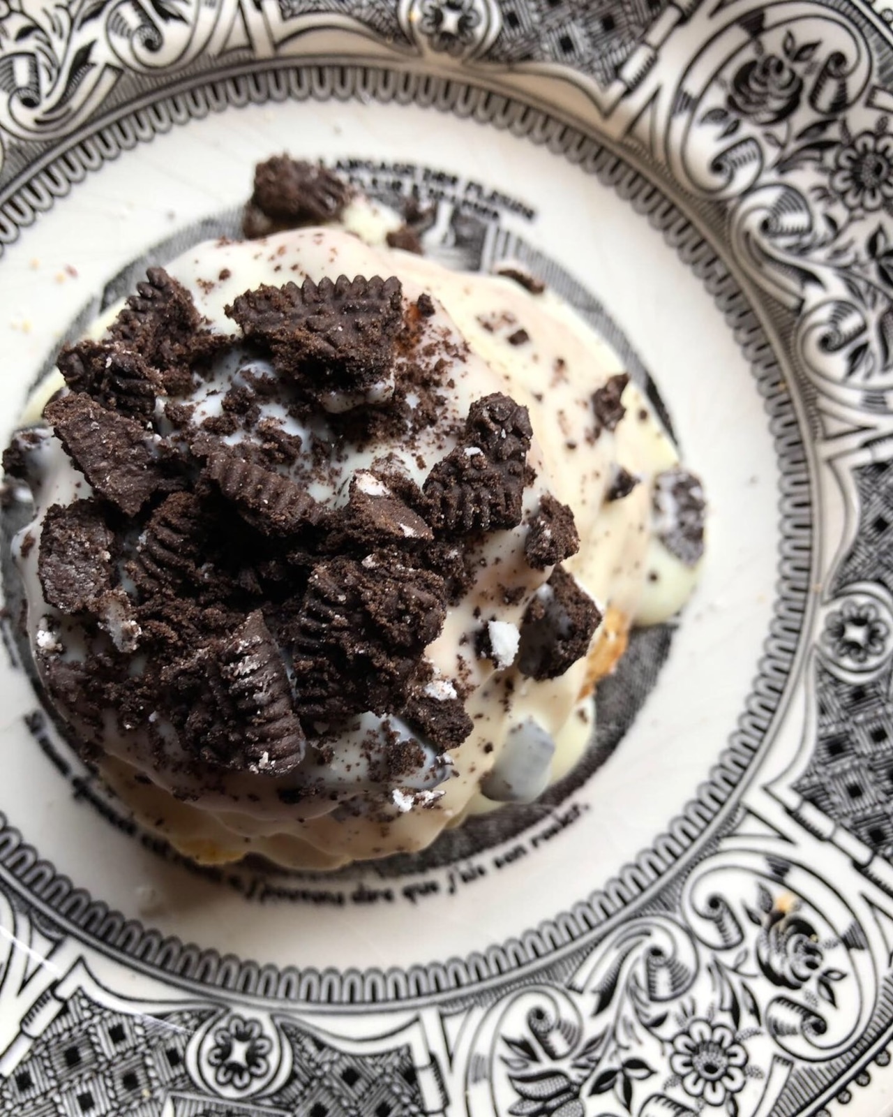 オレオホワイトチョコレートiqueco