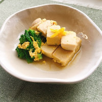 たっぷり満足！ほかほか豆腐のキノコあんかけ