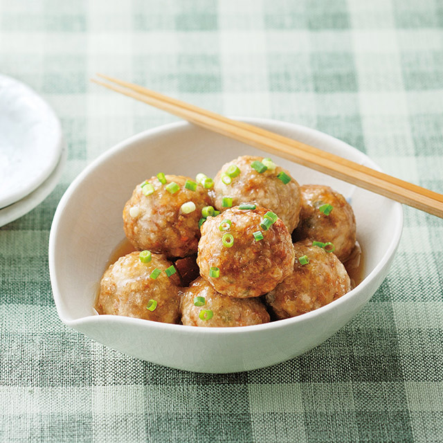れんこん入り肉団子と白菜の台湾風スープ