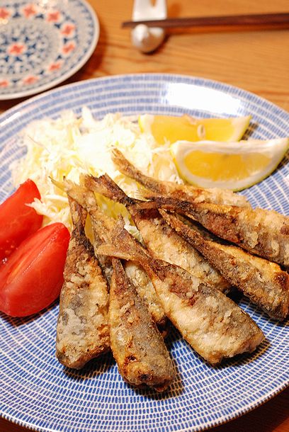 丸ごと食べる 豆アジの唐揚げ