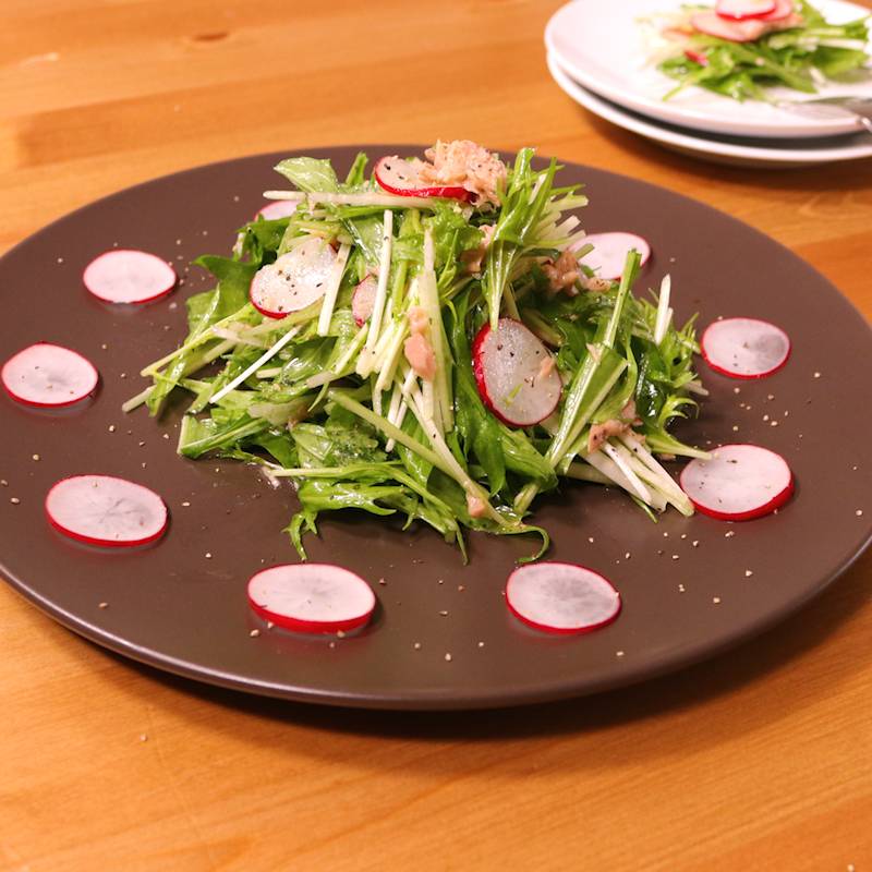 大根とラディッシュ＆葉っぱのサラダ