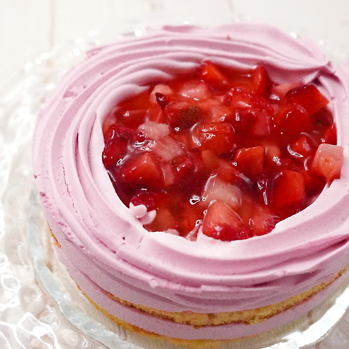 いちごのレアチーズケーキ