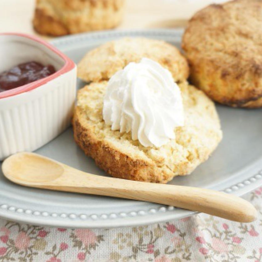 牛乳・卵・バターなし 全粒粉とオートミールのザクザクスコーン元パティシエの砂糖・油ひかえめおやつ