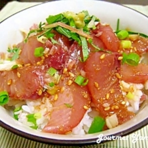 ごま油香る！甘海老ととびっこの旨漬け丼♡