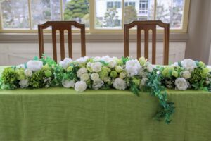 ウエディング キャンドル装花 – 季節の花 花心 Kashin