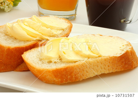 おしゃれで満足感も 朝食にぴったり♪バゲットの簡単レシピ13選の人気レシピ・作り方デリッシュキッチン