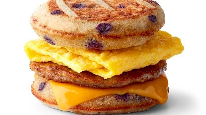 マクドナルド「マックグリドル ソーセージエッグ」を食べてみた感想 進撃のグルメ- エキスパート - Yahoo!ニュース