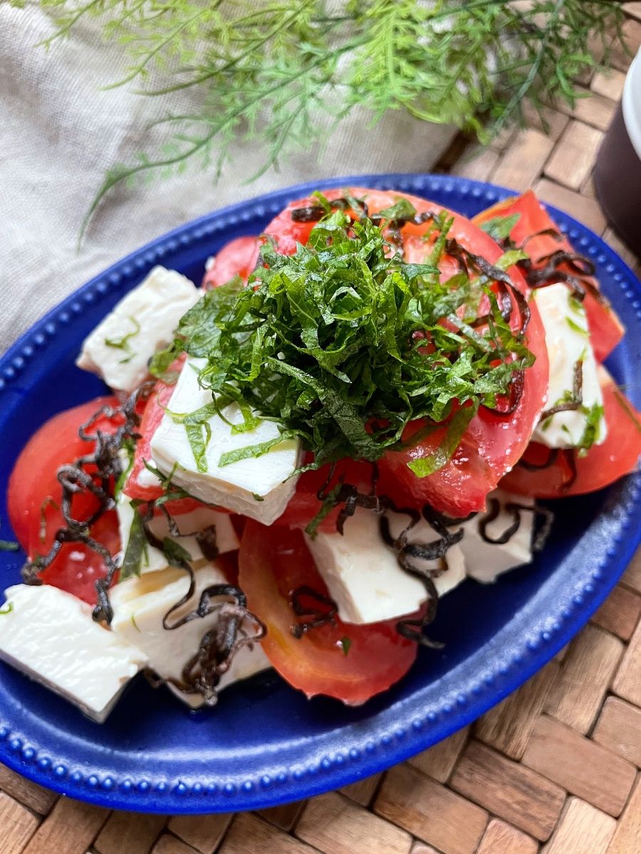 甘からスペアリブの献立 副菜：秒速 金のコーンほうれん草、汁物：夏の千切りスープ野菜 献立・メニュー 味の素パーク たべる楽しさを、もっと